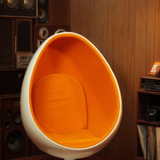 70s Lounge Chair II — Retro Revival 60s-70s